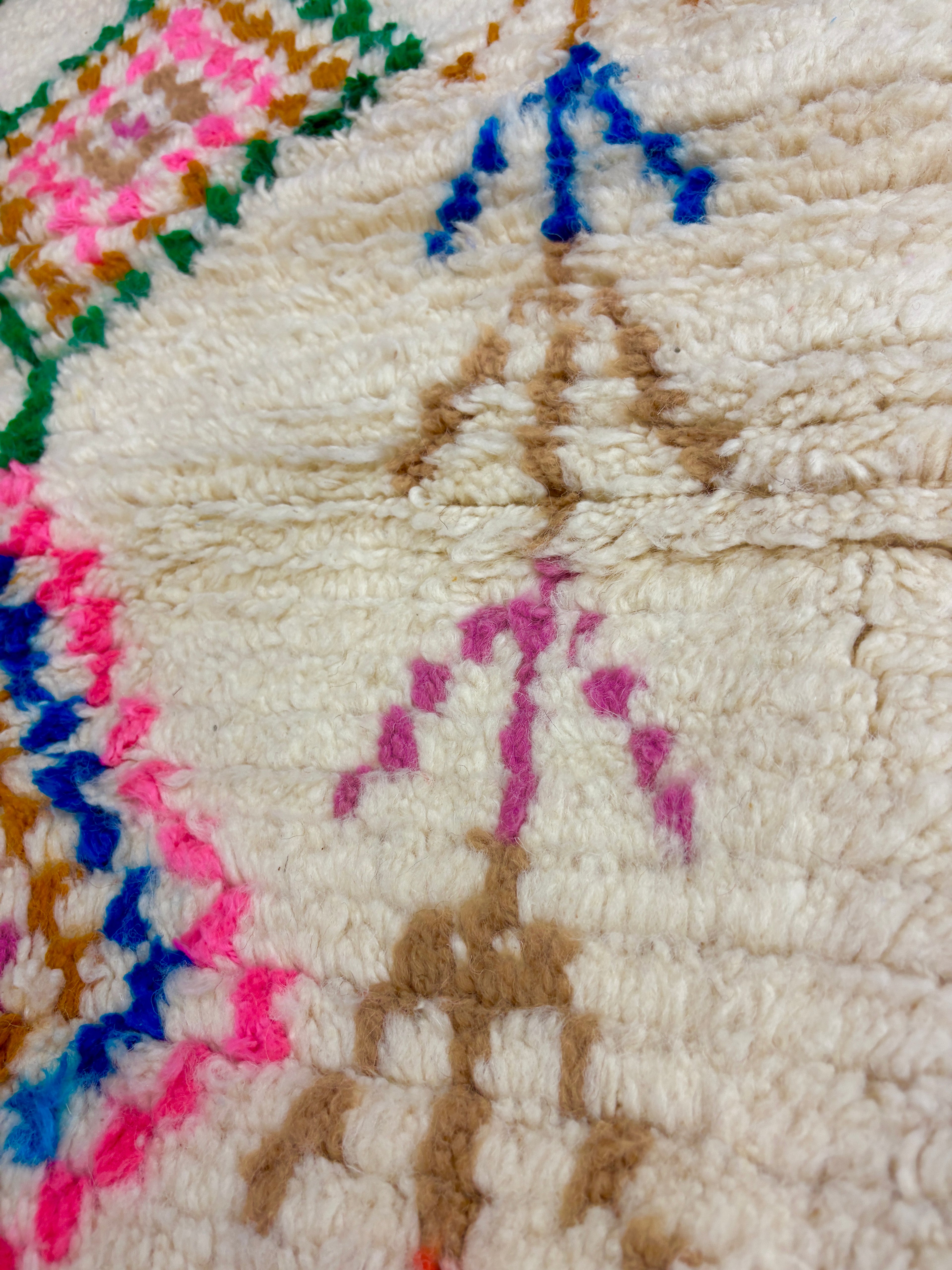 Handwoven Azilal Berber Accent Rug in Ivory Wool with Diamonds and Tribal Glyphs