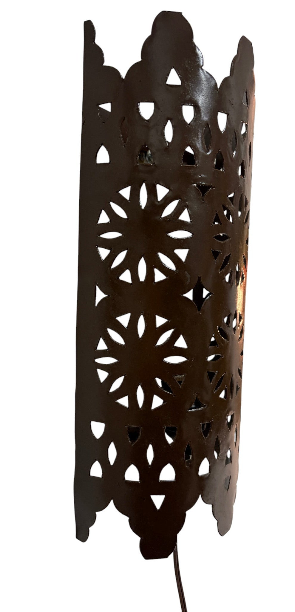 Curved Artisanal Wrought Iron Sconce