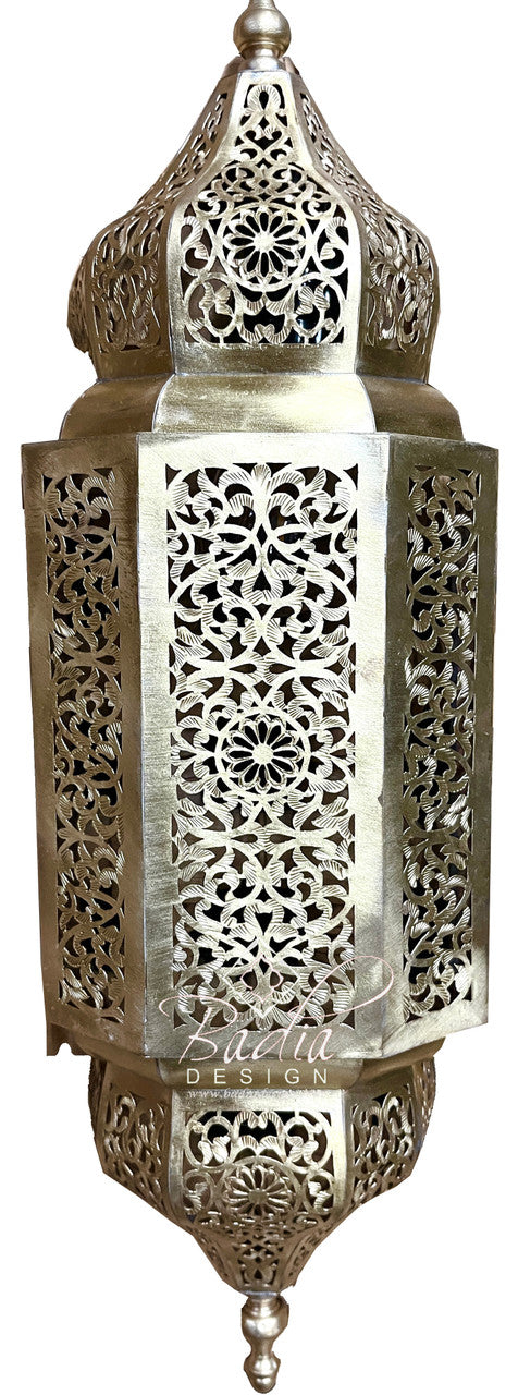 Decorative Brass Wall Sconce with Intricate Artisan Craftsmanship