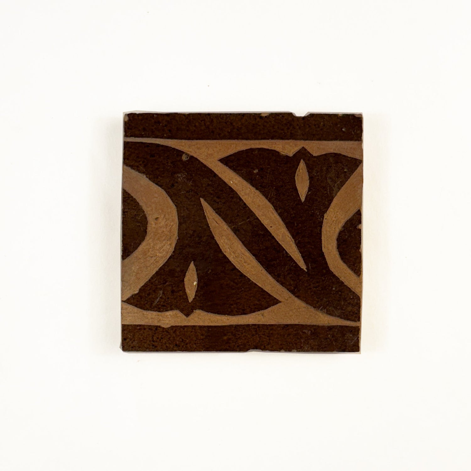 Chiseled 06 Chocolate