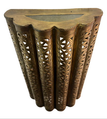 Curved Moorish Brass Sconce