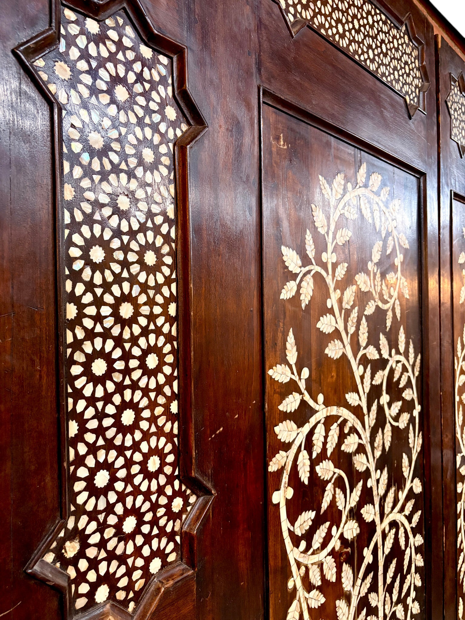 Grandiose Mother of Pearl Inlay Walnut Doors