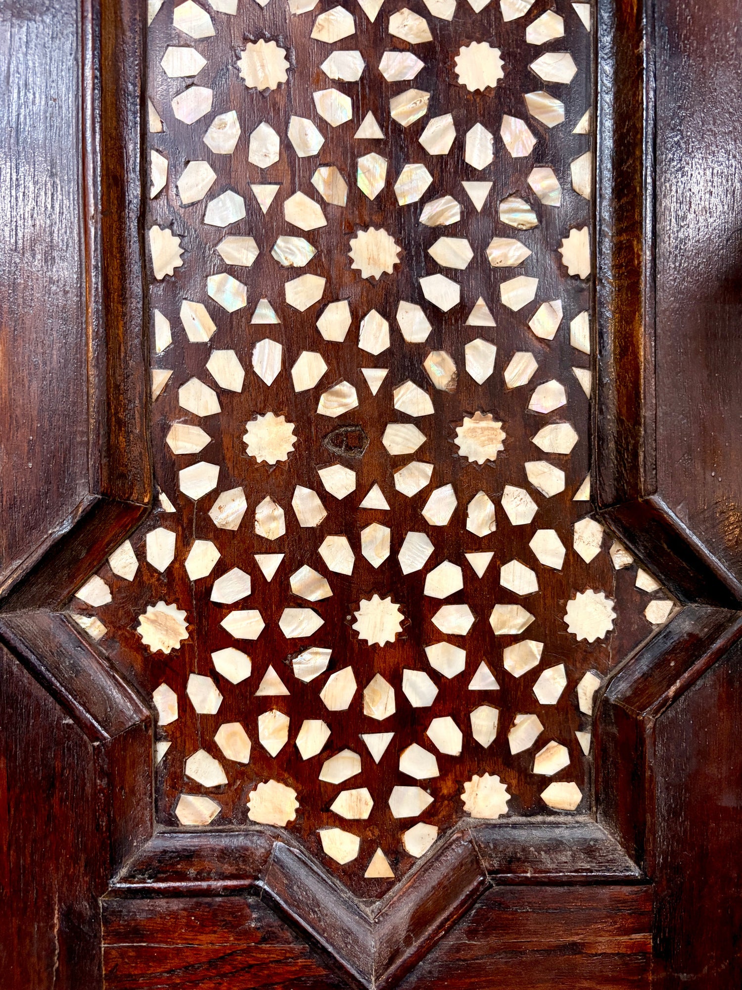 Grandiose Mother of Pearl Inlay Walnut Doors
