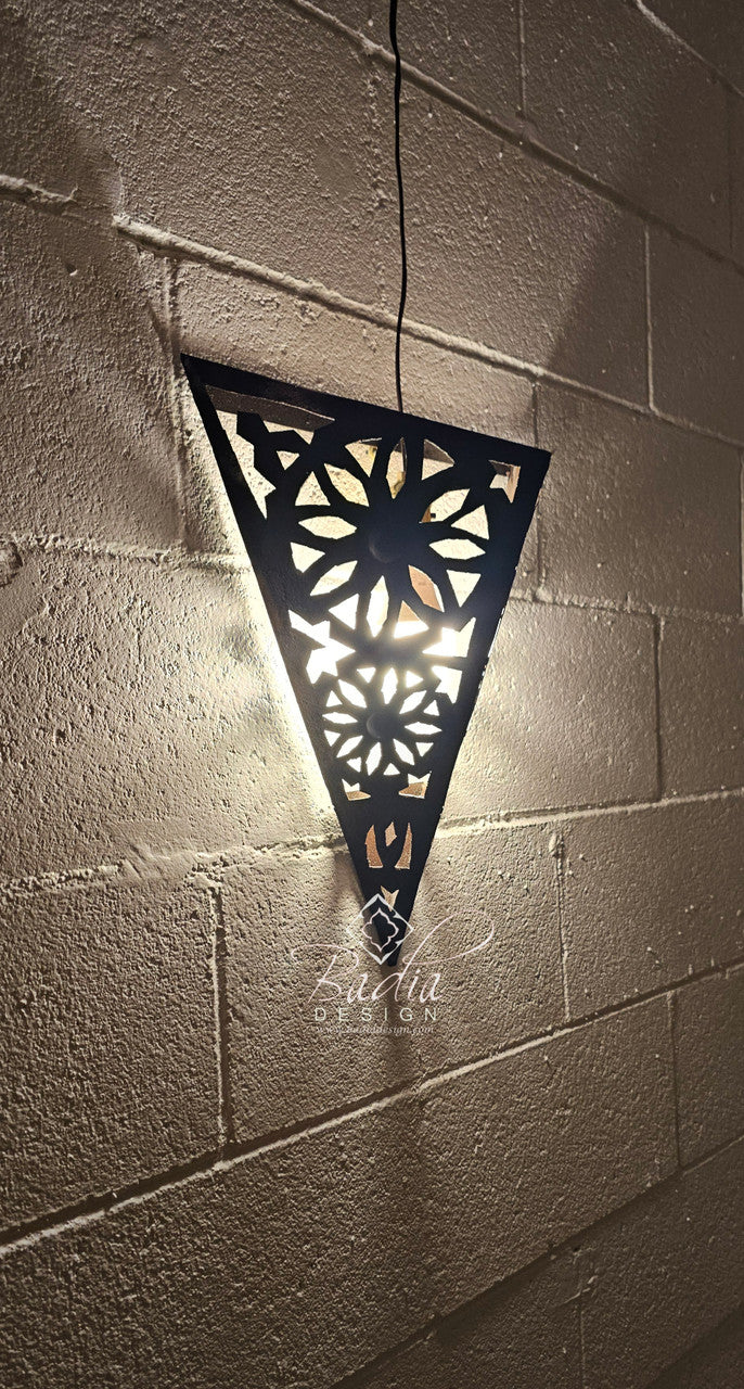 Rustic Iron Wall Sconce with Geometric Pattern