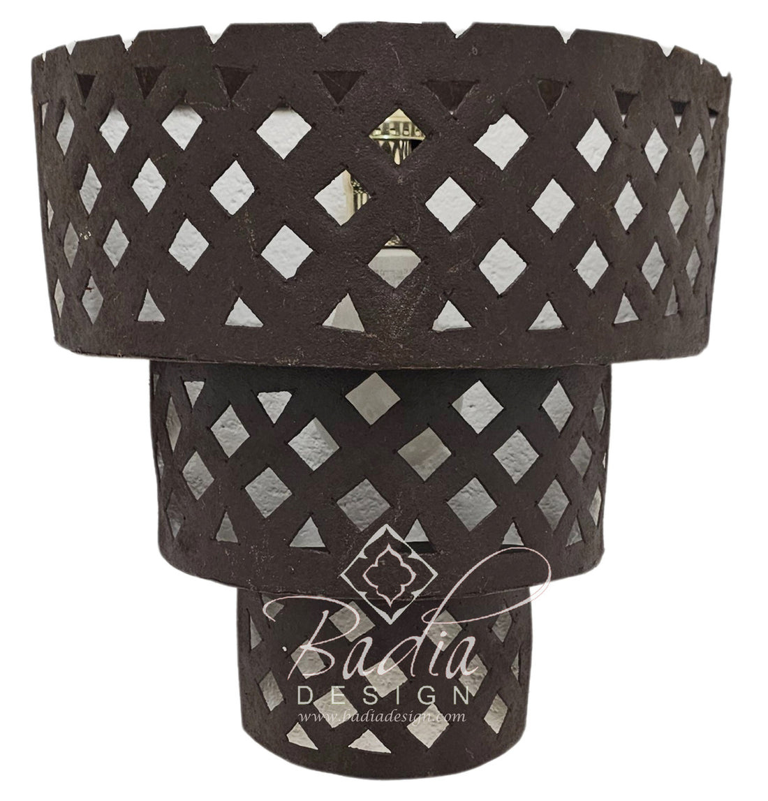 Rustic Iron Wall Sconce with Geometric Pattern
