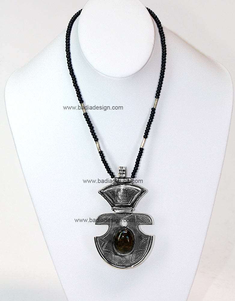 Moroccan Hand Designed Pendant Necklace - J052