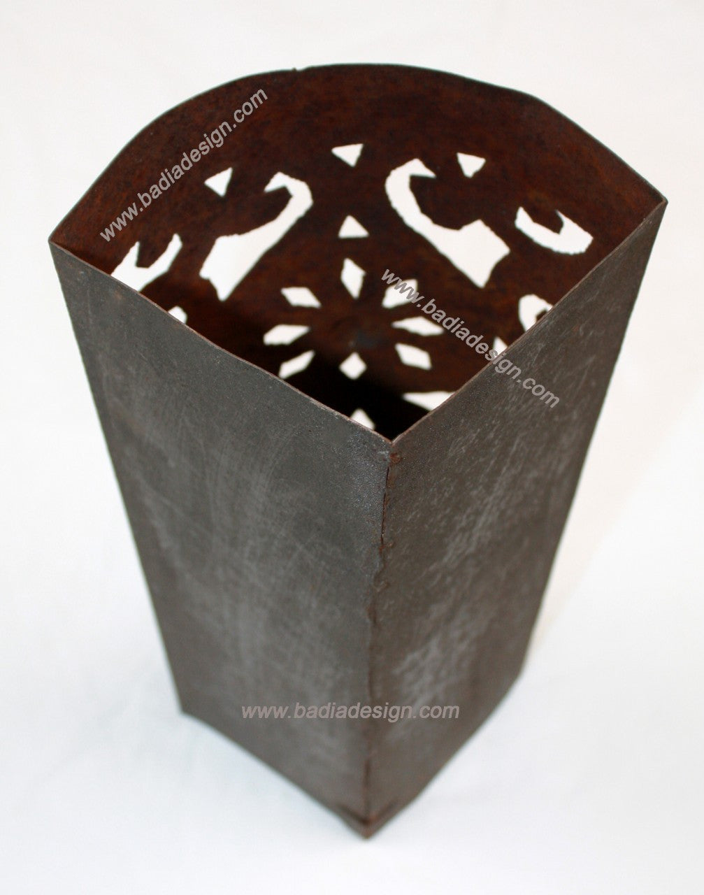 Rustic Iron Corner Wall Sconce