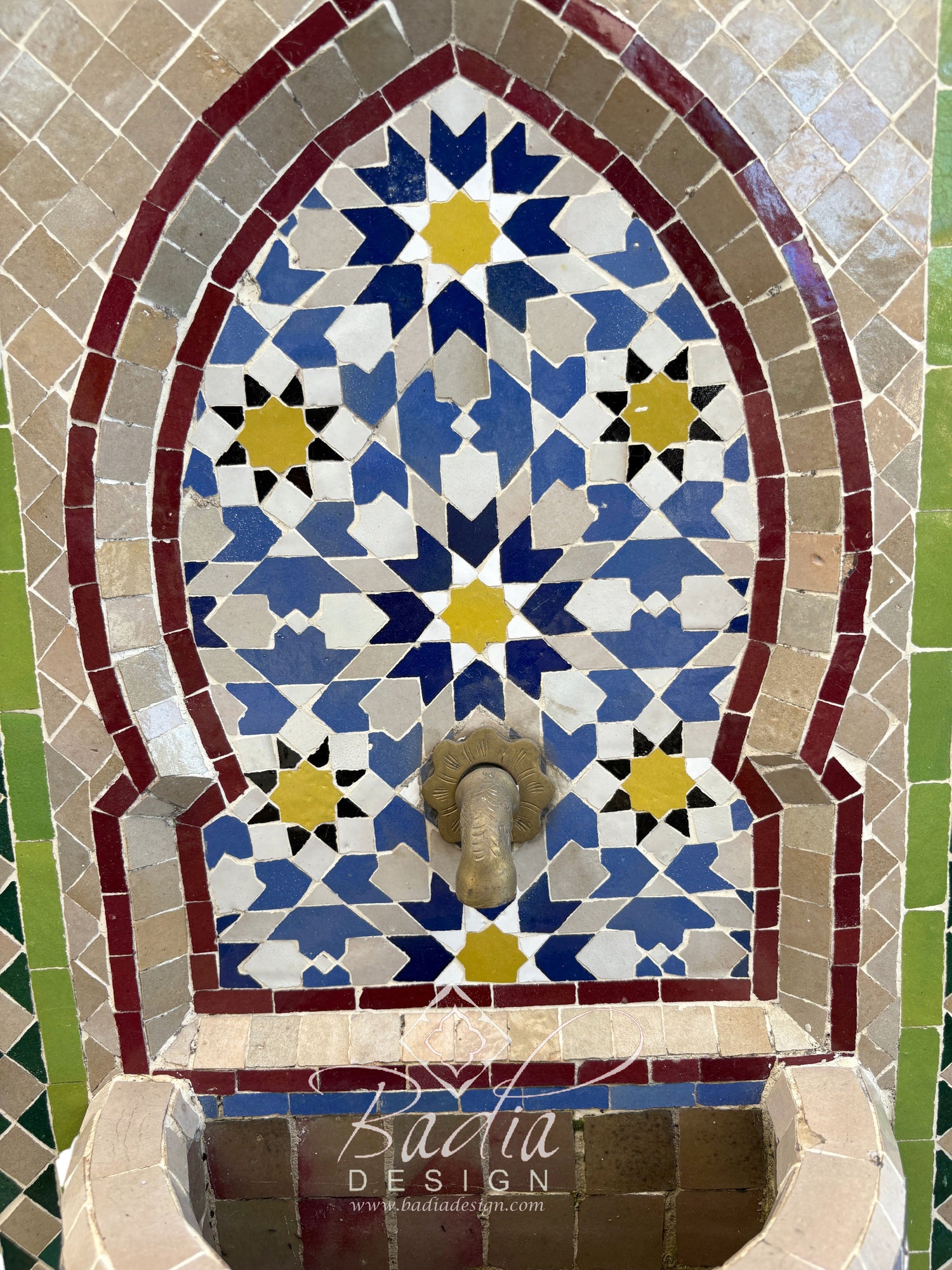 Small Multi-Color Mosaic Tile Water Fountain